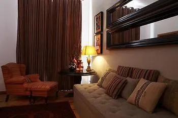 Casa De Santos Lisbon Bed & Breakfast 3*,